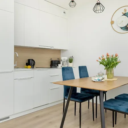 Pinea Z Widokiem Na Morze Easy - Rent