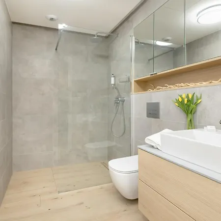 Pinea Z Widokiem Na Morze Easy - Rent Apartment