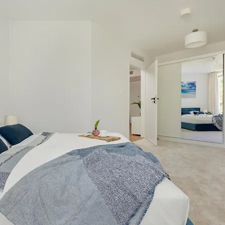 Pinea Z Widokiem Na Morze Easy - Rent *